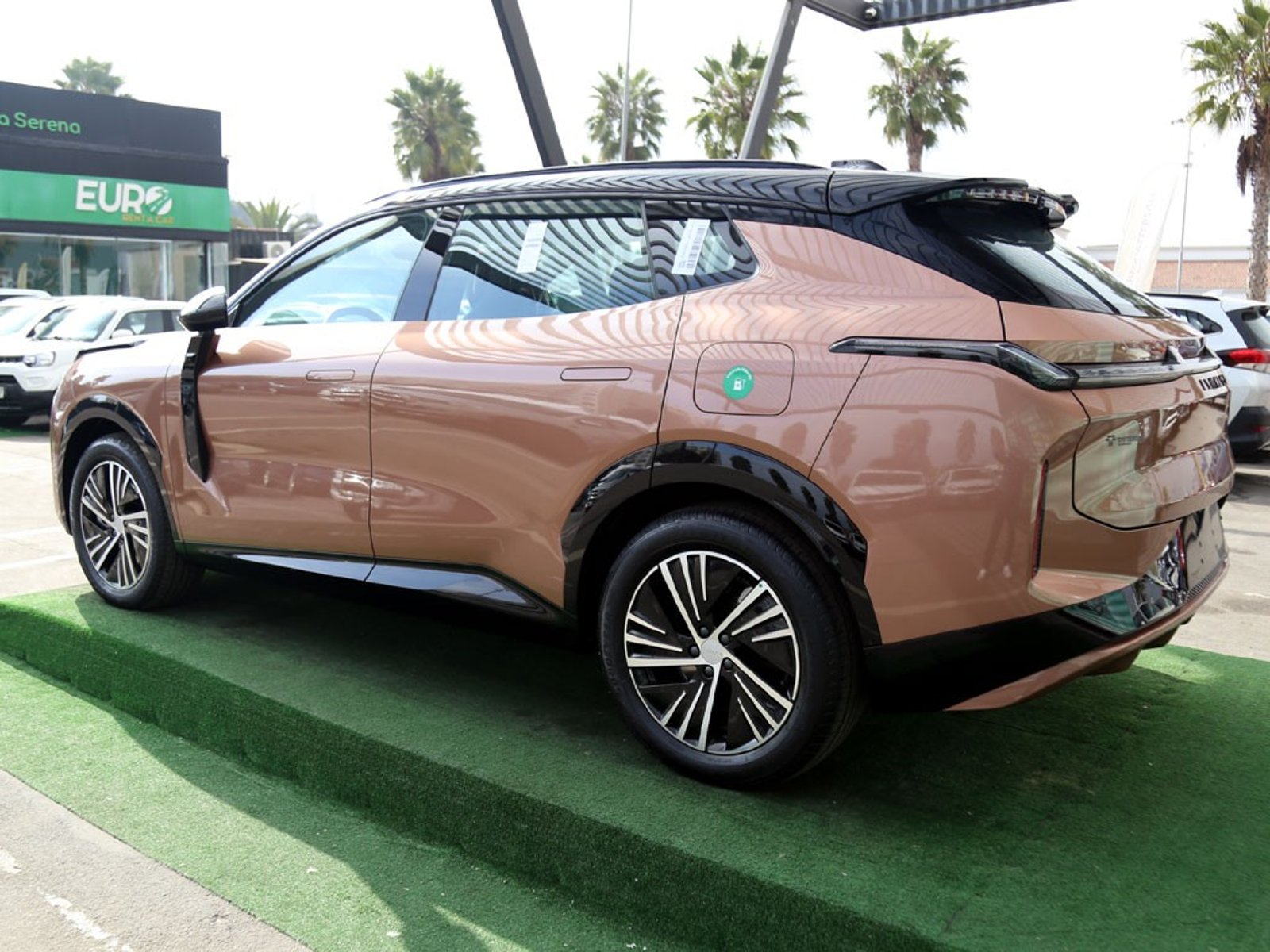 LYNK&CO 08 HALO HYBRID PHEV 1.5T 2026 - Imagen 8 de 20