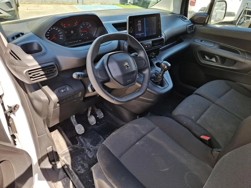 Peugeot PARTNER L1 BLUE HDI 2024 - Imagen 15 de 20
