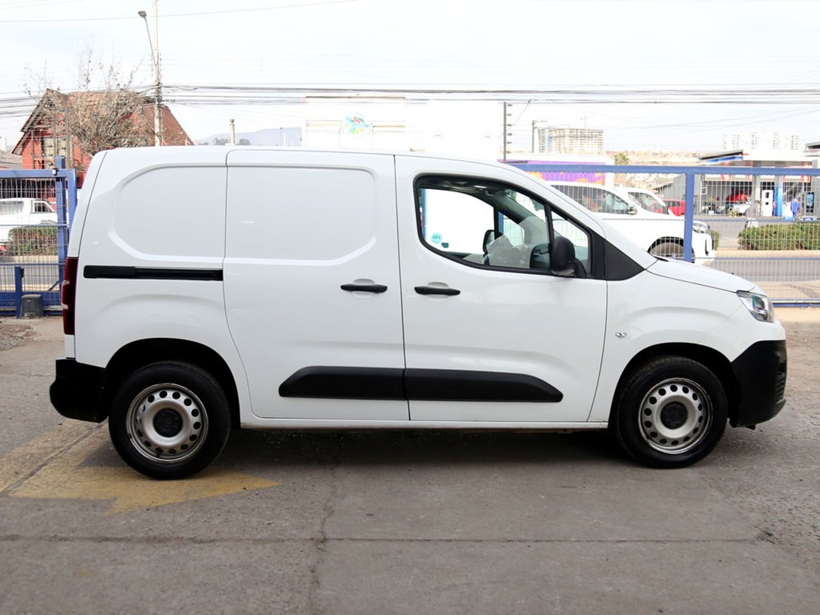 CITROEN BERLINGO 1.6 M HDI 92 MT DIESEL 2022 - Imagen 4 de 19