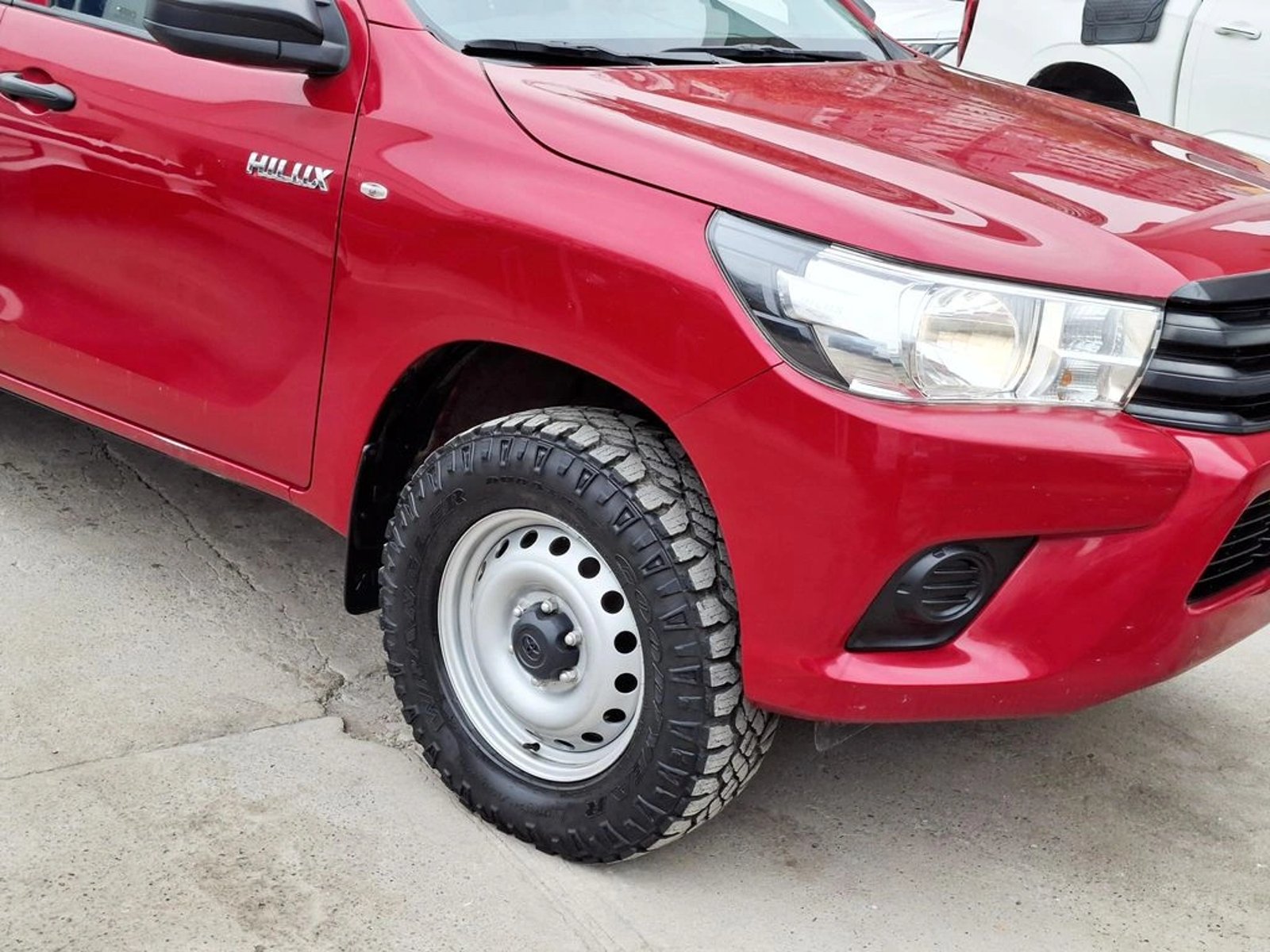 TOYOTA HILUX 2.4 2022 - Foto 5 de 20