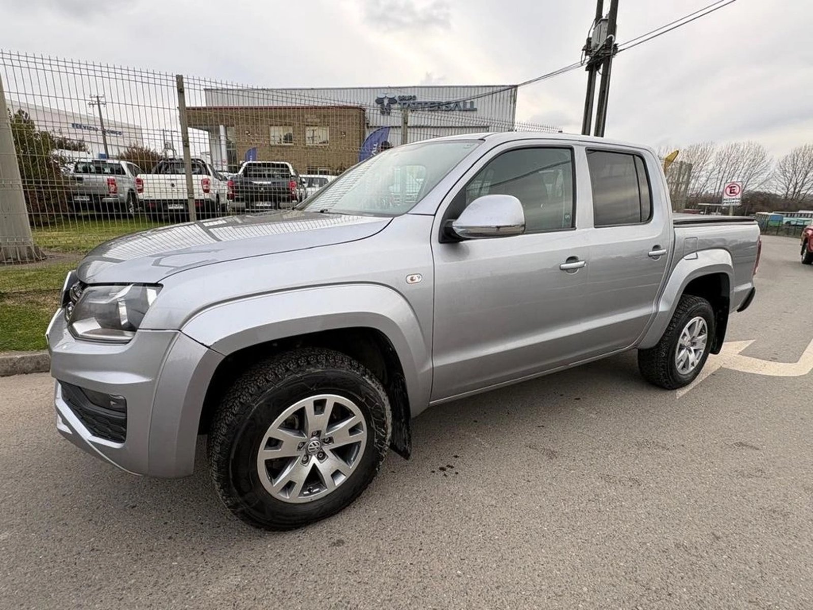 Volkswagen AMAROK COMFORTLINE 4X4 AUT. 2022 - Imagen 13 de 13