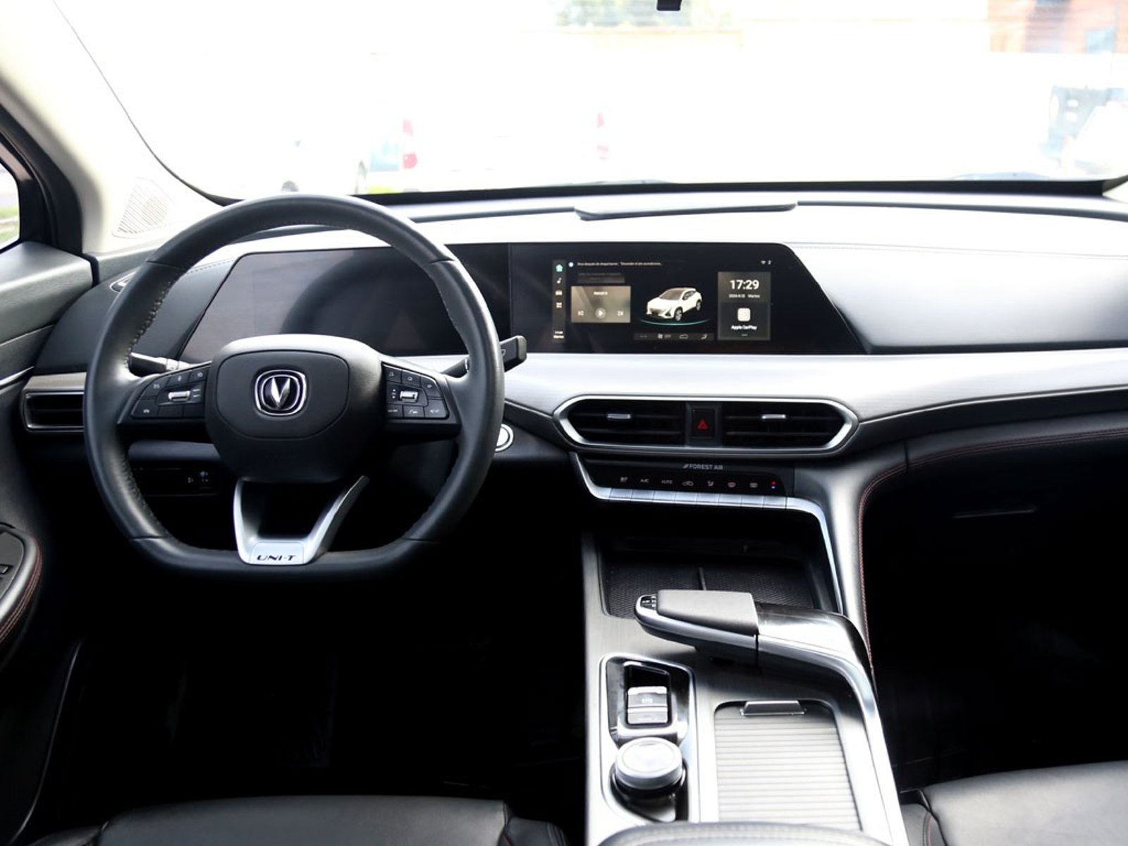 Changan UNI-T LUXURY 1.5 AUT 2023 - Imagen 16 de 20
