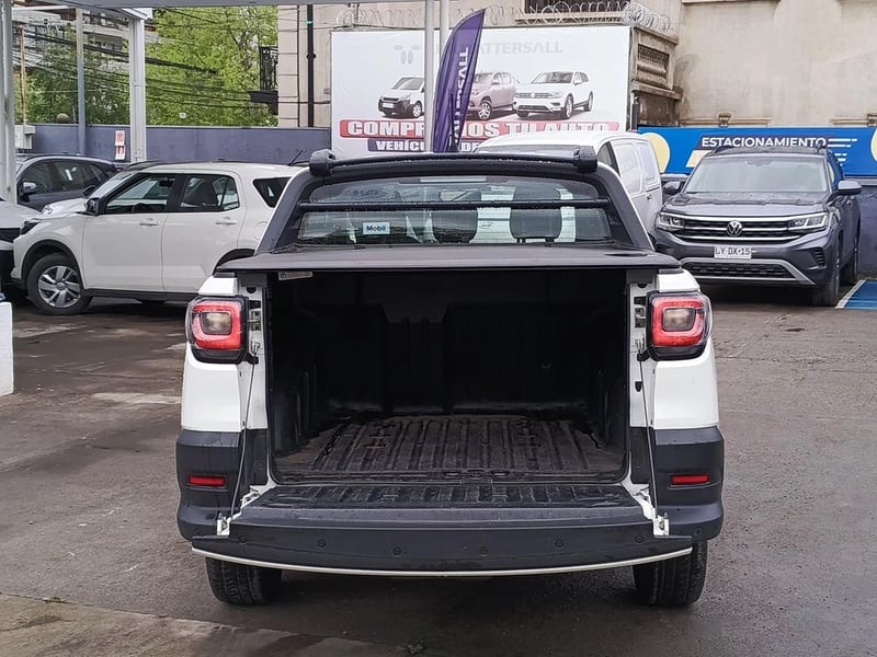 RAM 700 1.3 SLT DC MT 2024 - Imagen 9 de 20