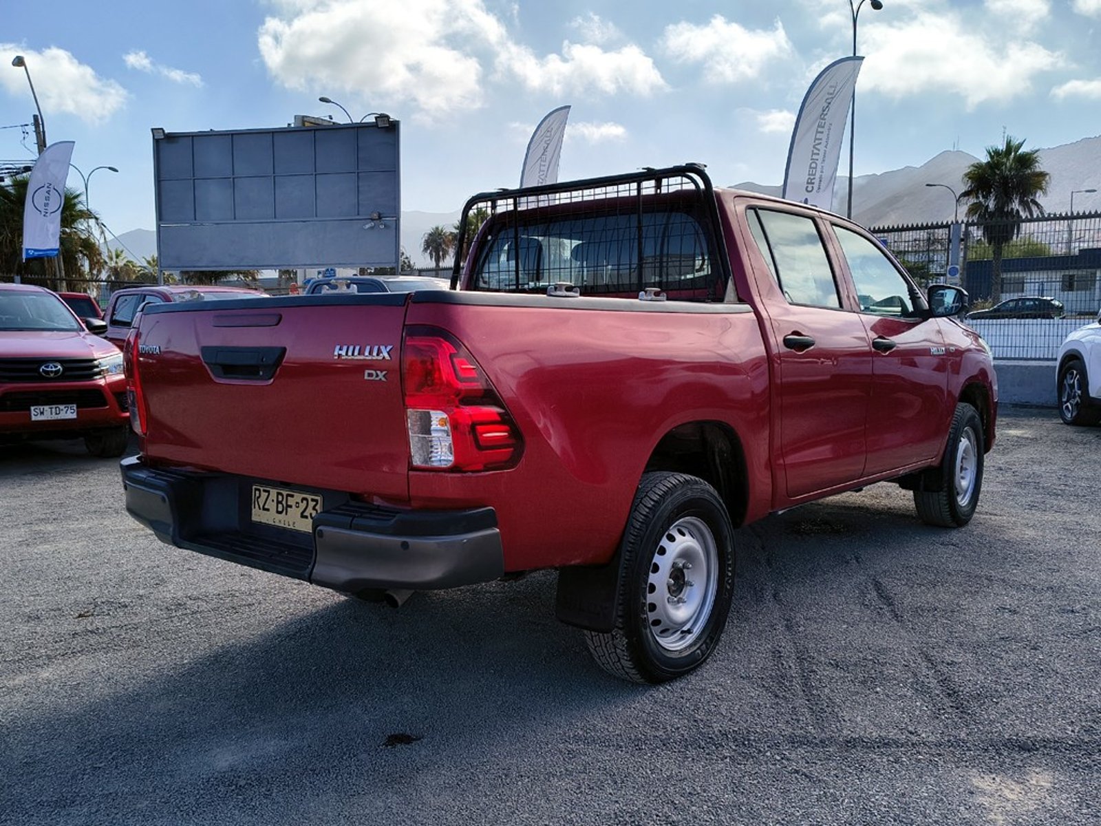 TOYOTA HILUX TSS 2.4 Diesel 4X2 T/M 2022 - Imagen 6 de 19