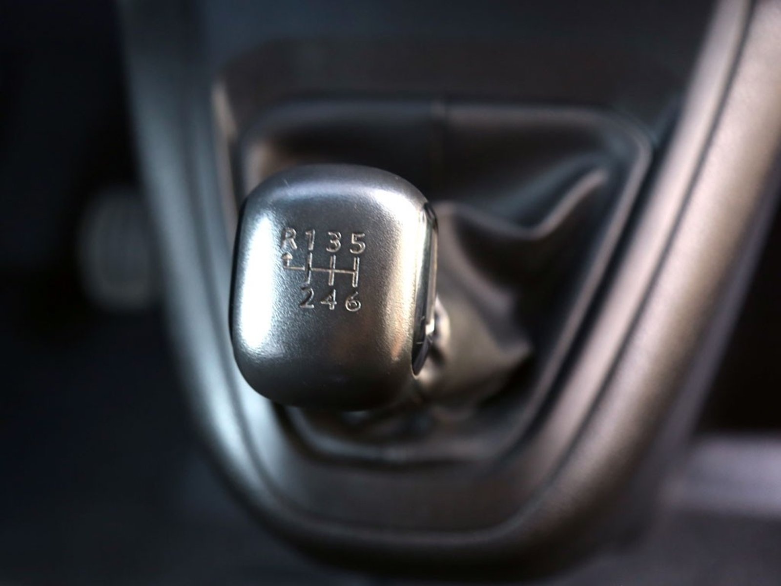 Peugeot TRAVELLER L3 BLUE HDI 180 2.0 2022 - Imagen 19 de 20