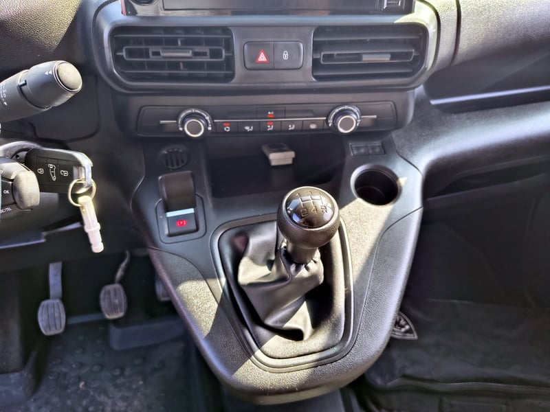Peugeot PARTNER 1.6 L2 HDI 2022 - Imagen 14 de 17