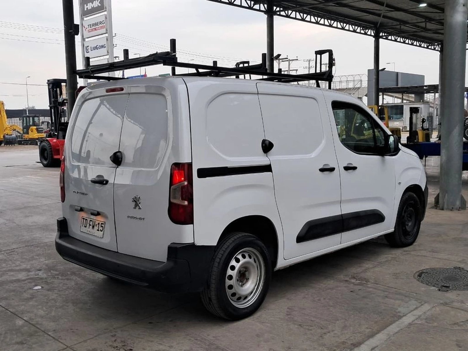 PEUGEOT PARTNER 1.5 L1 HDI 2024 - Imagen 6 de 15
