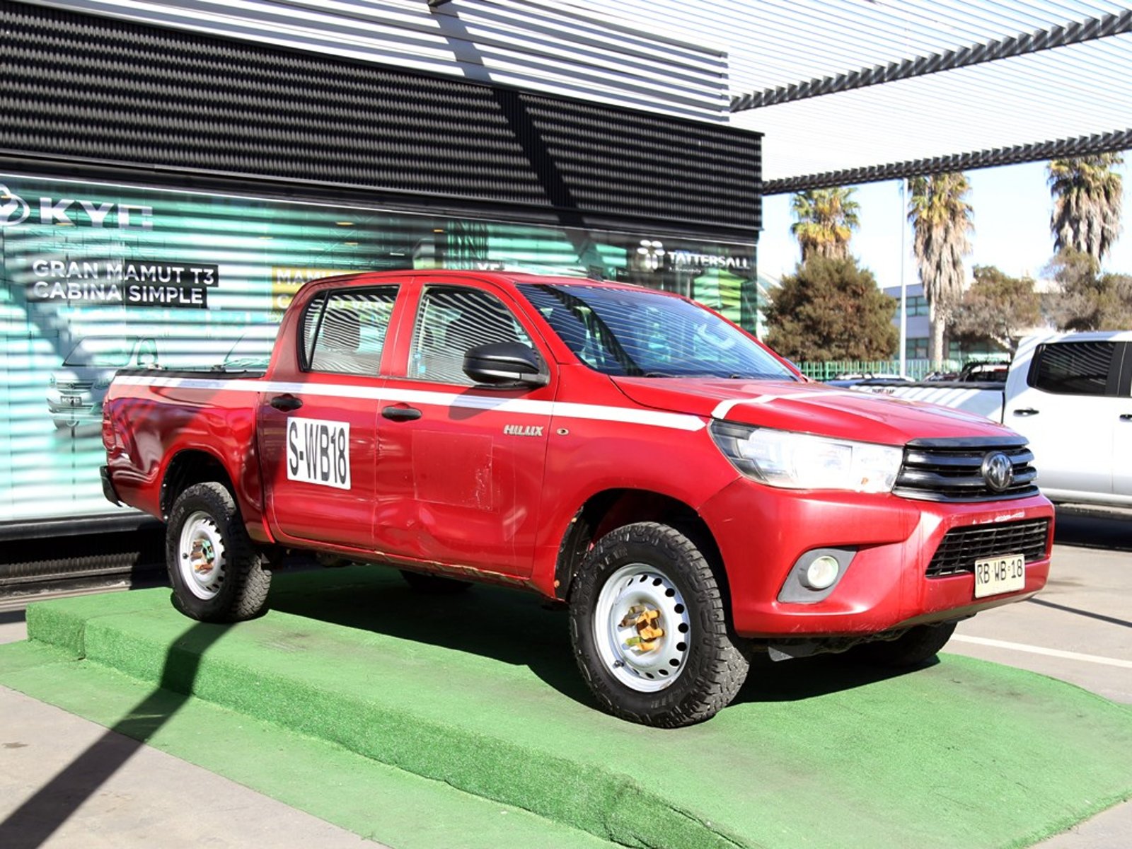 Toyota HILUX 2.4 DX 4x2 MT 2022 - Imagen 3 de 20