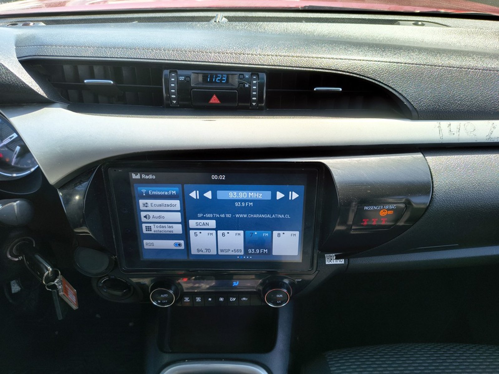 TOYOTA HILUX 2.8 SR Diesel 4X4 T/M 2022 - Imagen 15 de 18
