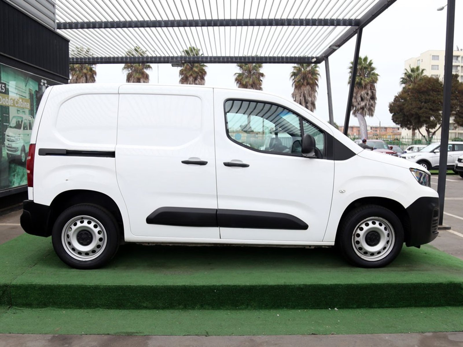 PEUGEOT PARTNER 1.6 L1 HDI MT DIESEL 2021 - Imagen 4 de 19