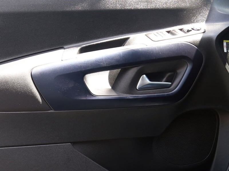 Peugeot RIFTER 1.5 ALLURE DIESEL AUITOMATICA 2024 - Imagen 12 de 20