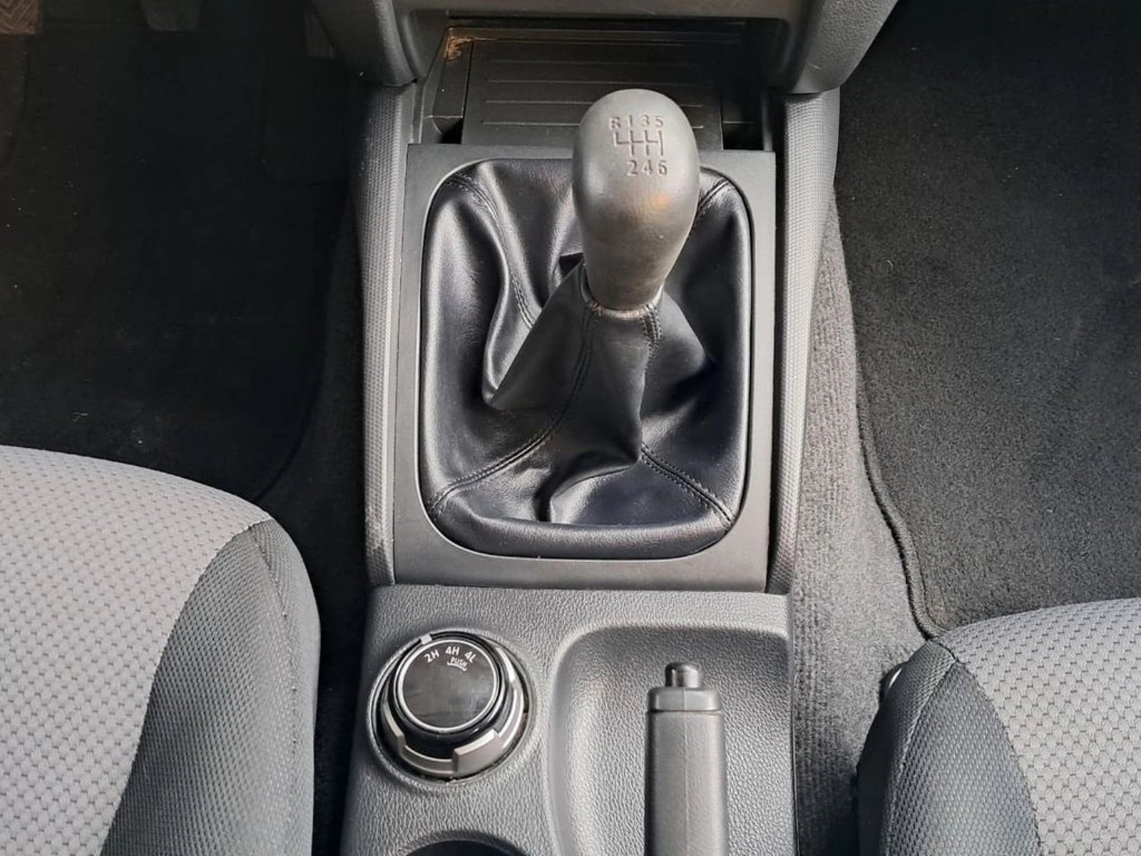 MITSUBISHI L200 KATANA CRT DIESEL 4X4 2022 - Imagen 18 de 20