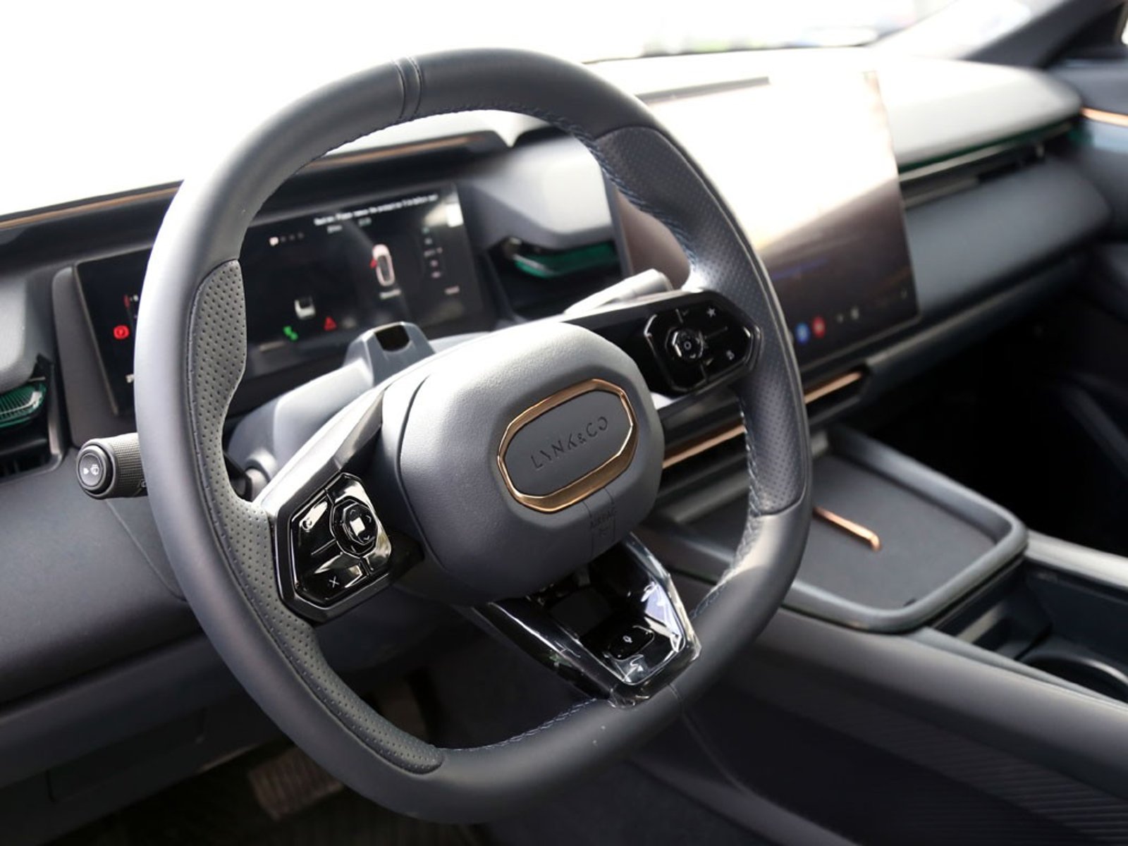 LYNK&CO 08 HALO HYBRID PHEV 1.5T 2026 - Imagen 12 de 20
