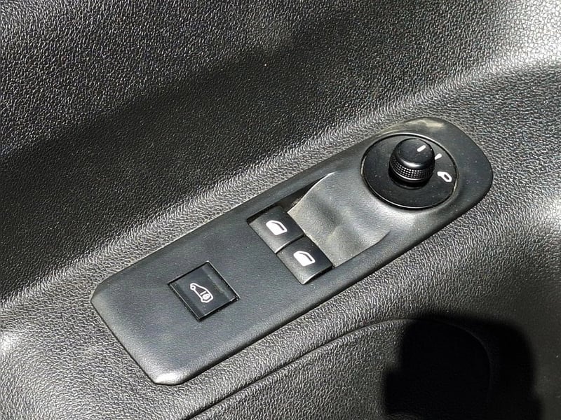 Peugeot PARTNER L1 BLUE HDI 2024 - Imagen 13 de 20