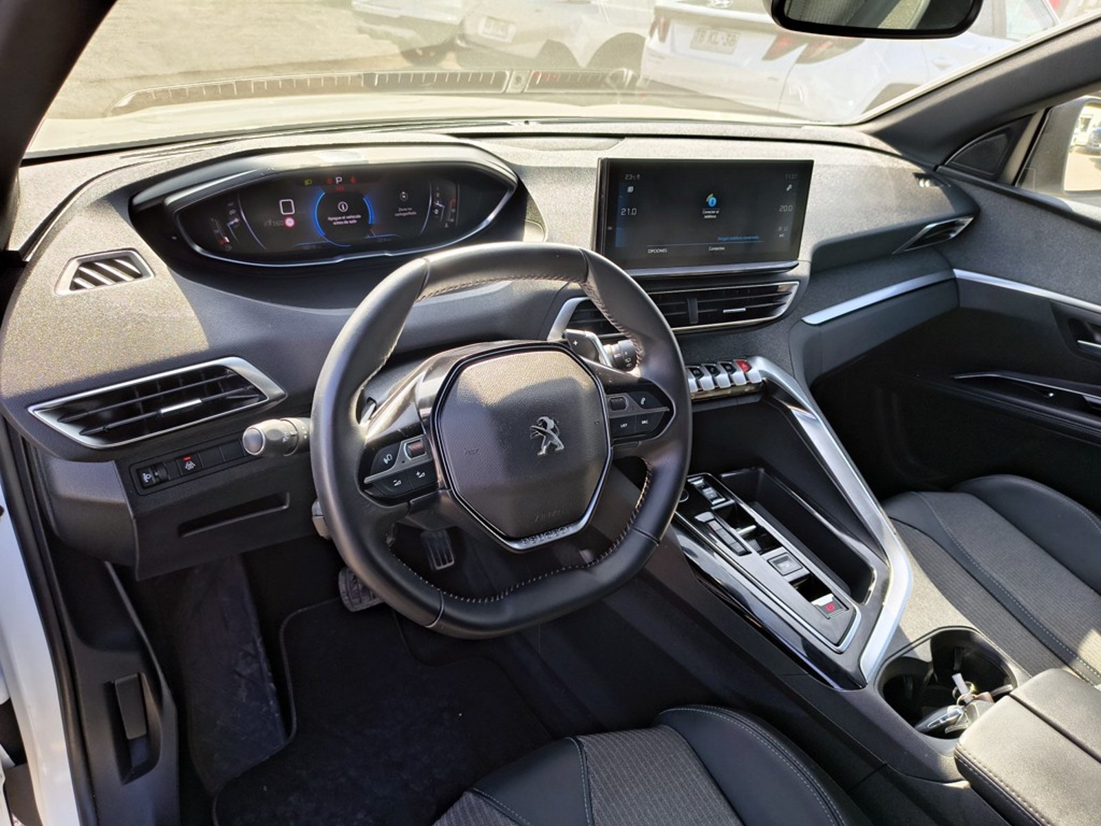 PEUGEOT 5008 1.6 ALLURE PACK 2024 - Imagen 11 de 20