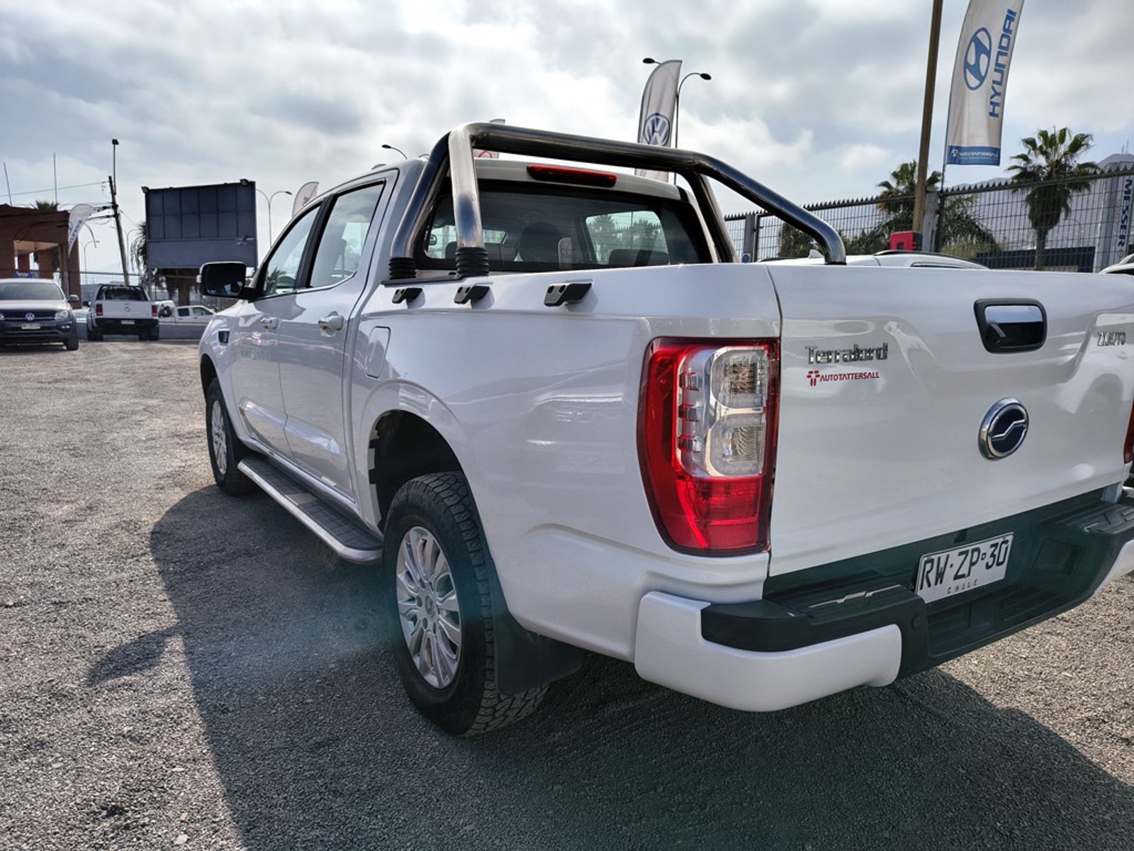 ZX Auto TERRALORD 2.5 Diesel 4x4 T/M 2022 - Foto 4 de 19