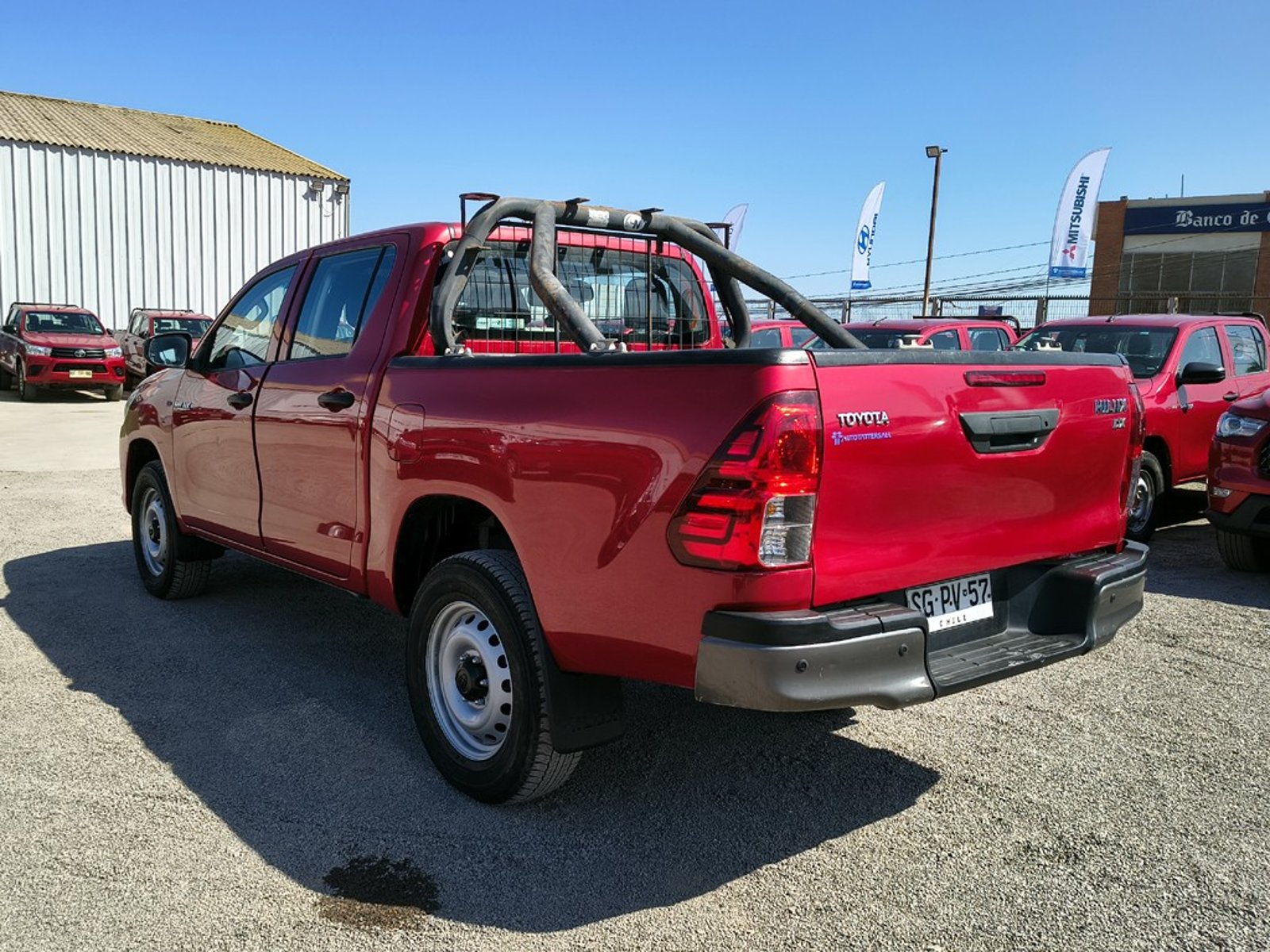 TOYOTA HILUX 2.4 DX Diesel 4x2 T/M 2022 - Imagen 7 de 19