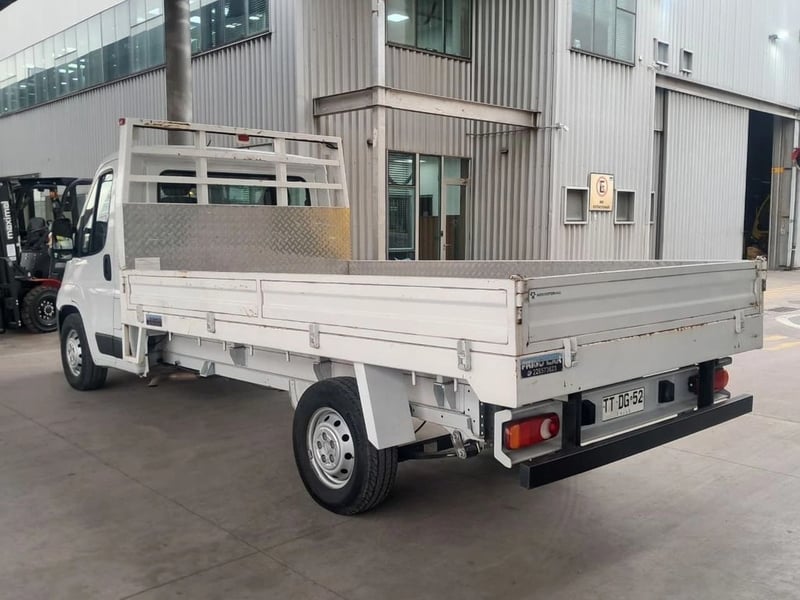 Peugeot BOXER L3 2.2 PICKUP CABINA SIMPLE 2025 - Imagen 8 de 18