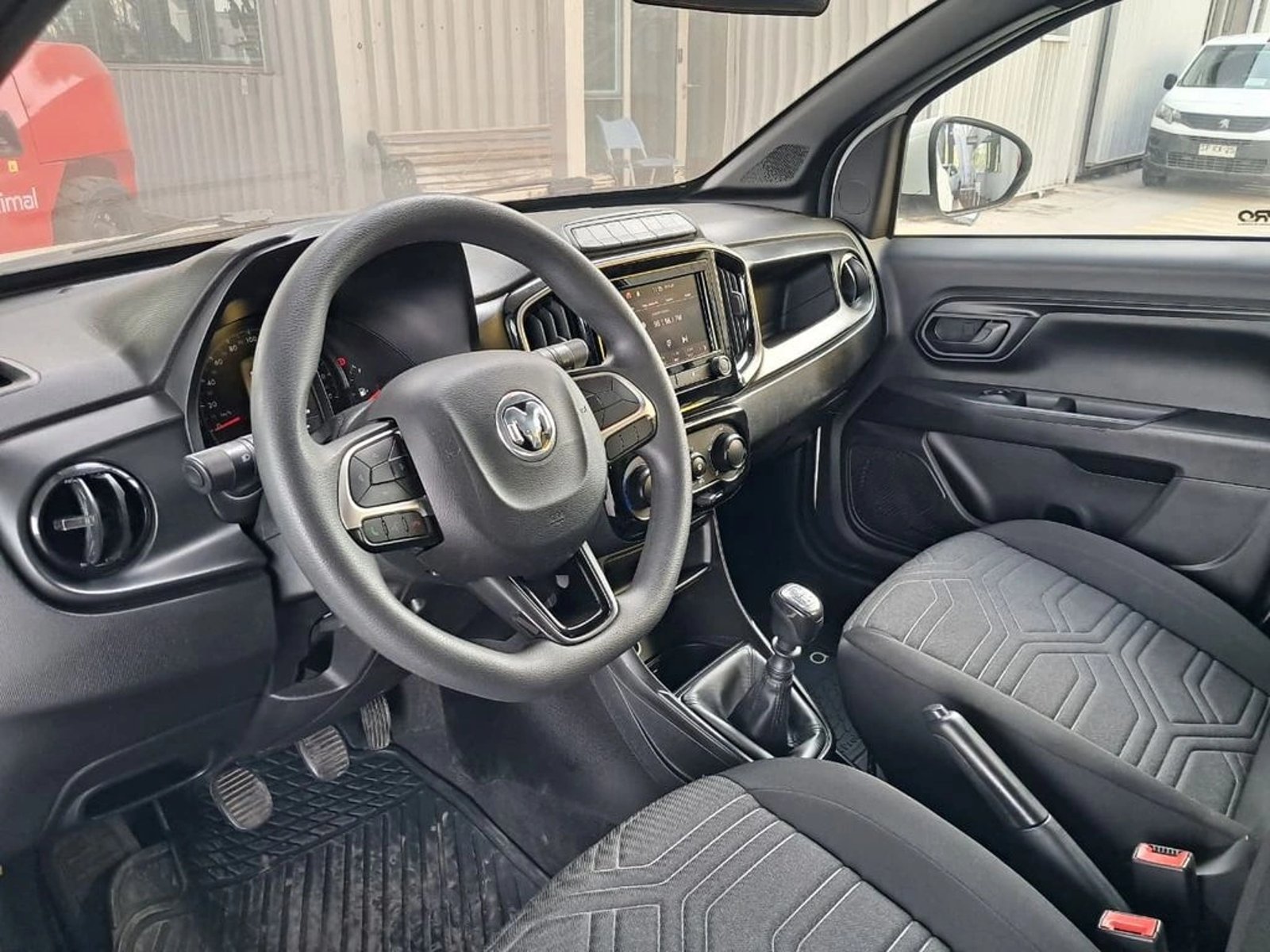 RAM 700 BIG HORN CD 1.3 2024 - Imagen 12 de 20