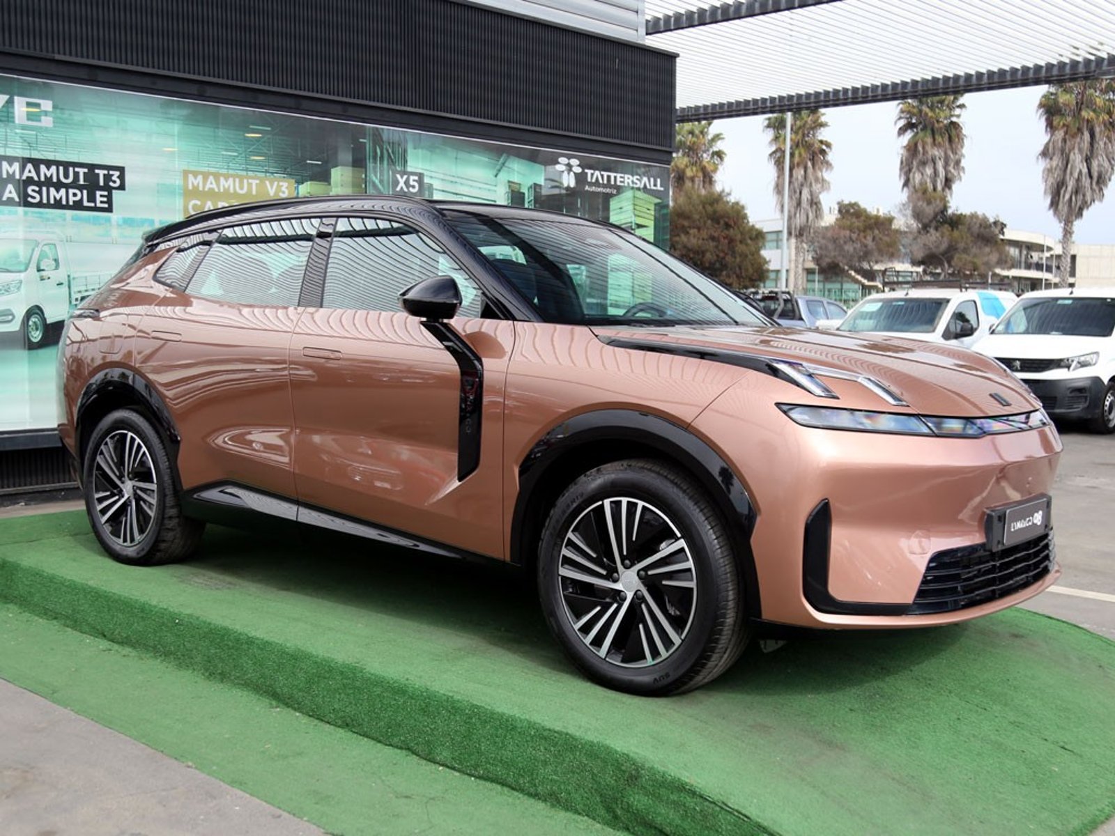 LYNK&CO 08 HALO HYBRID PHEV 1.5T 2026 - Imagen 3 de 20