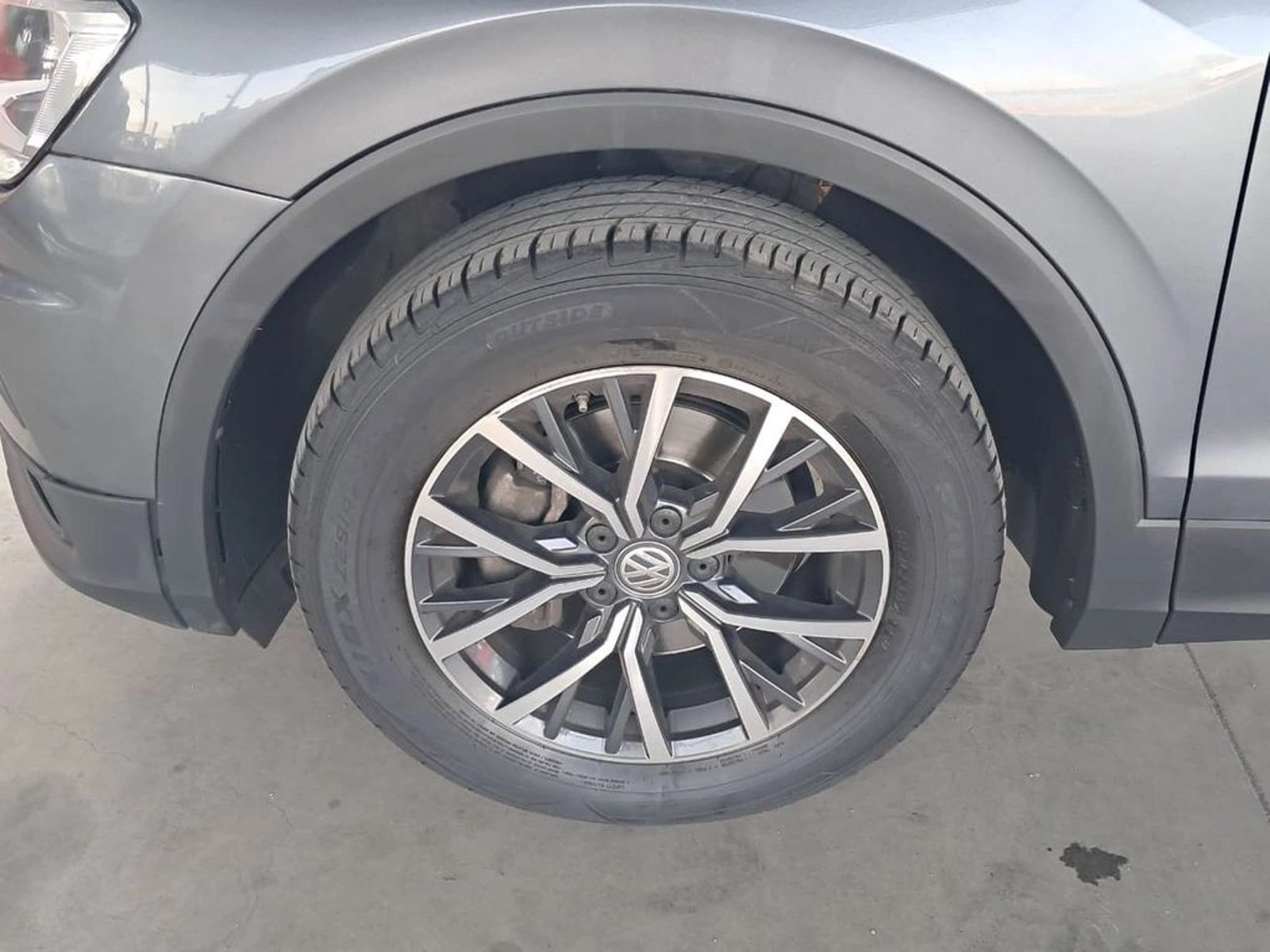 VOLKSWAGEN TIGUAN 1.4 TSI COMFORTLINE 5P AT 2020 - Imagen 10 de 18