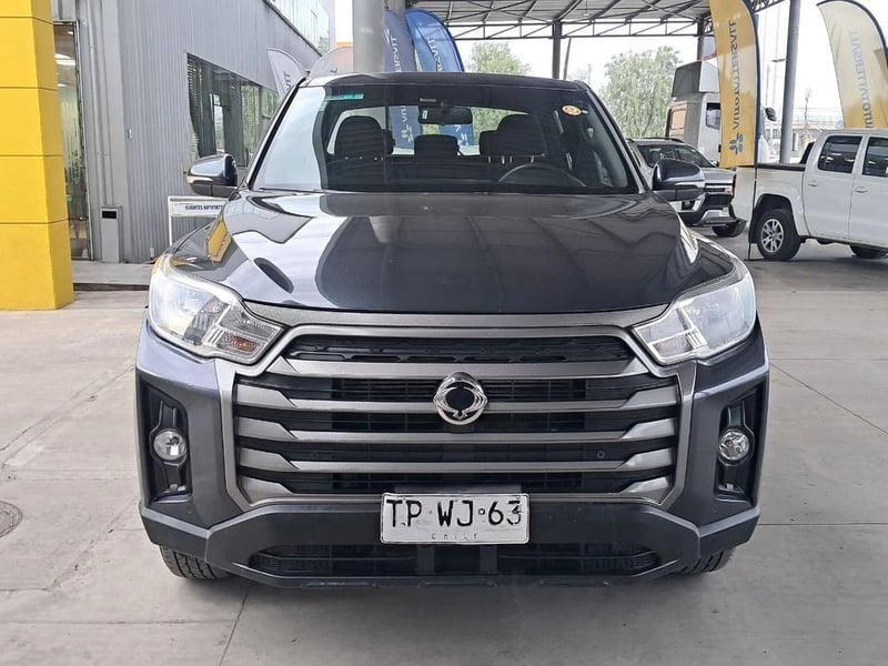 SsangYong GRAND MUSSO 2.2 DSL 4X2 MT 2024 - Imagen 3 de 20