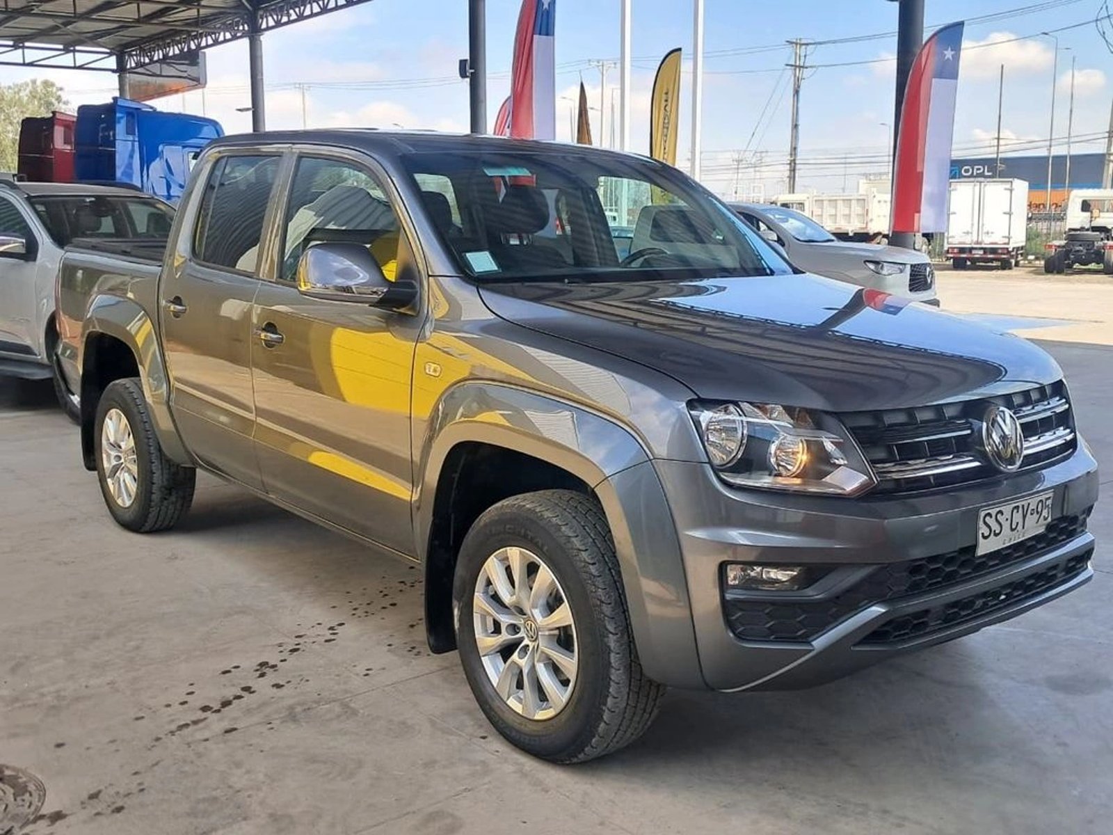 Volkswagen AMAROK COMFORTLINE AT 4X4 2.0 2023 - Foto 5 de 20