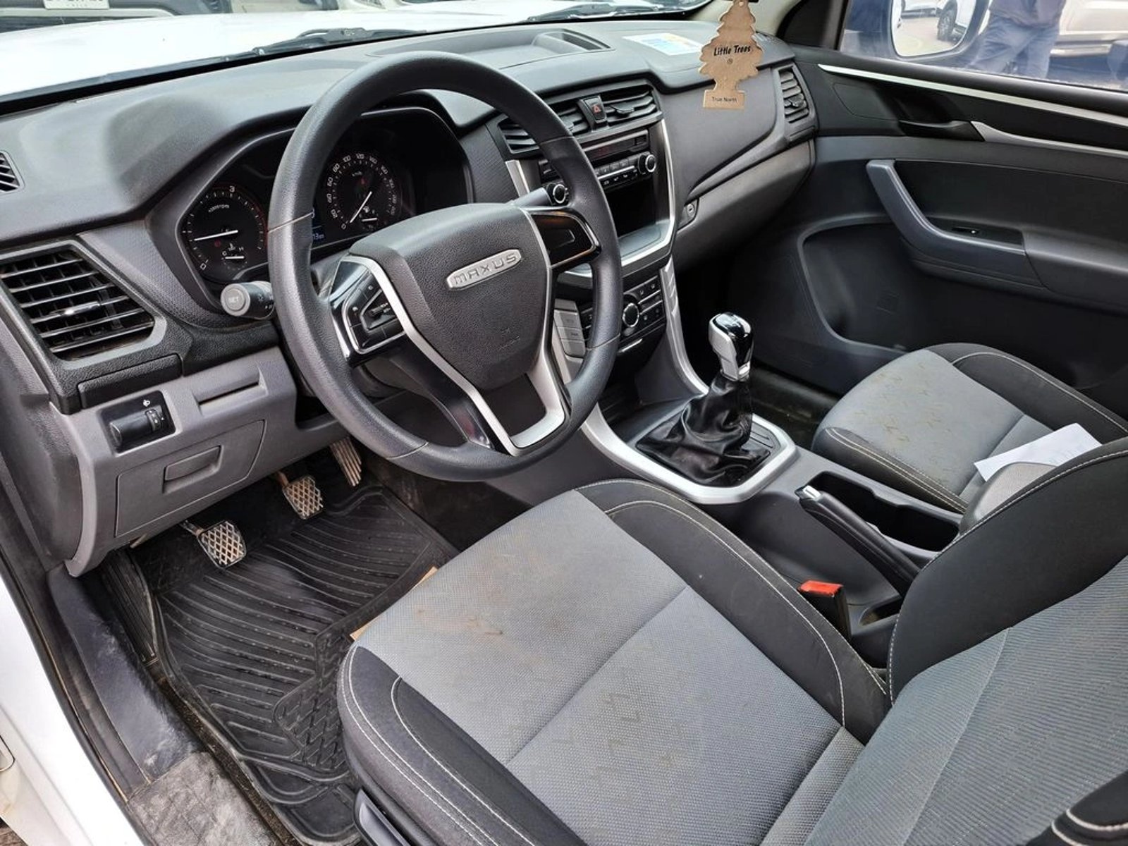 Maxus T60 2.0 DX 4X4 2024 - Imagen 16 de 20