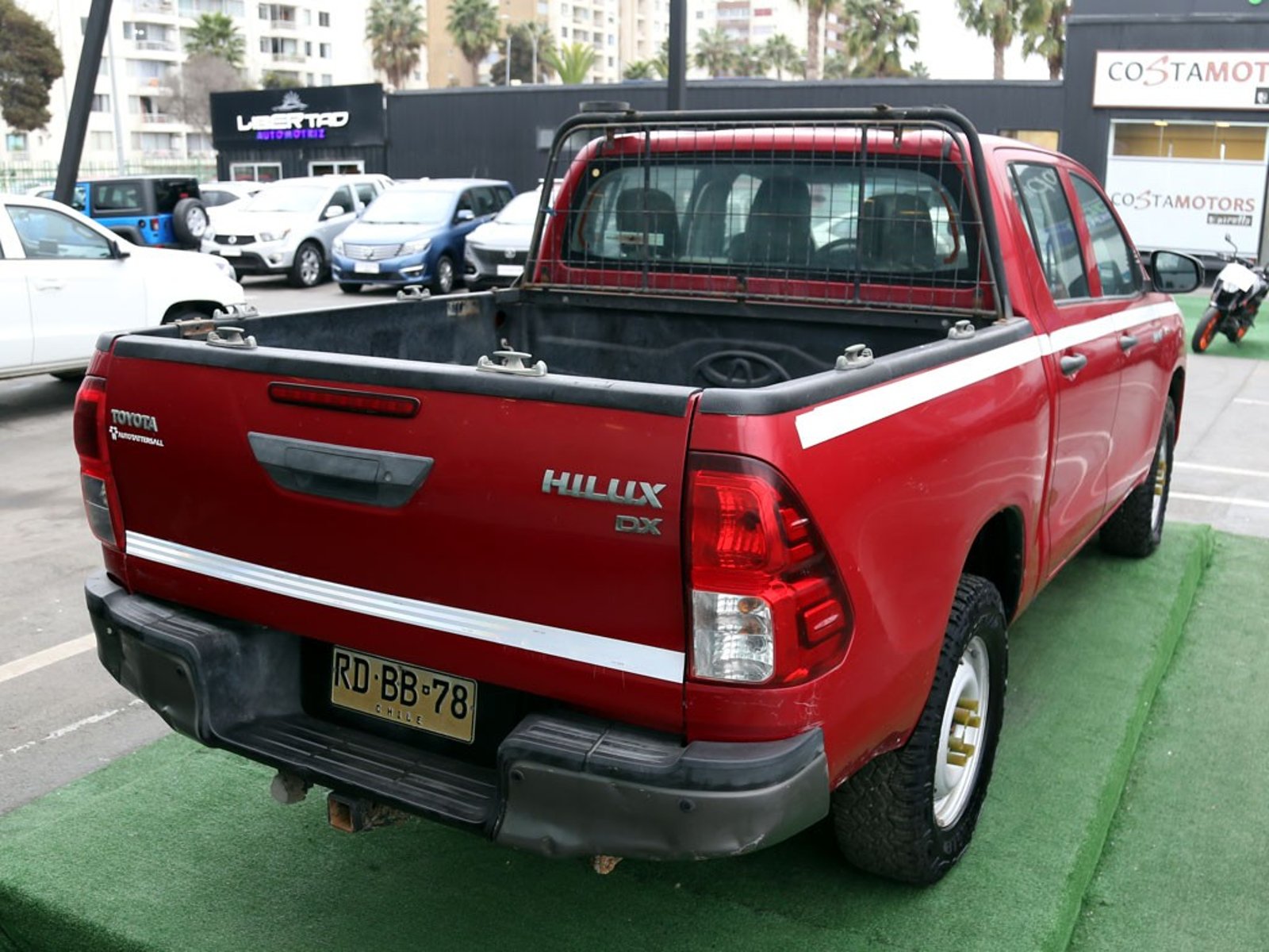 Toyota HILUX 2.4 DX MT DIESEL 2021 - Imagen 8 de 20