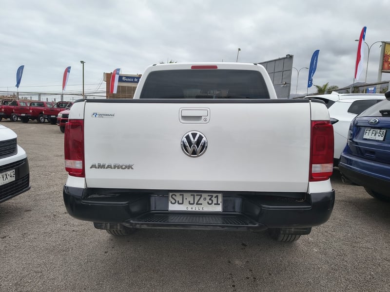 Volkswagen AMAROK 2.0 Diesel 4x2 T/M TRENDLINE 2023 - Imagen 5 de 20