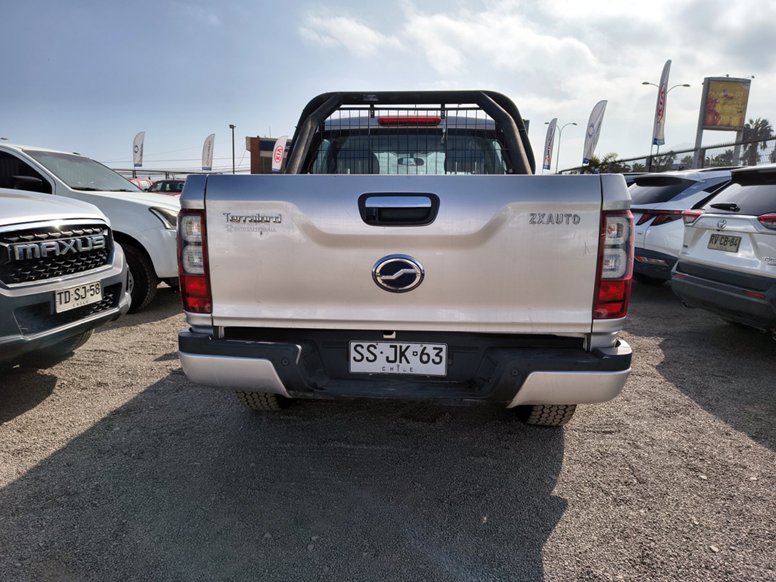 ZX Auto TERRALORD 2.5 Diesel 4x4 T/M 2023 - Foto 5 de 19