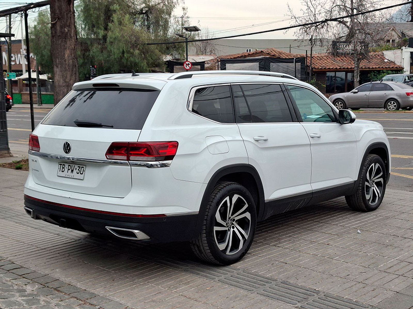 Volkswagen ATLAS 3.6 LIMITED 4X4 7 Pasajeros 2024 - Imagen 6 de 20