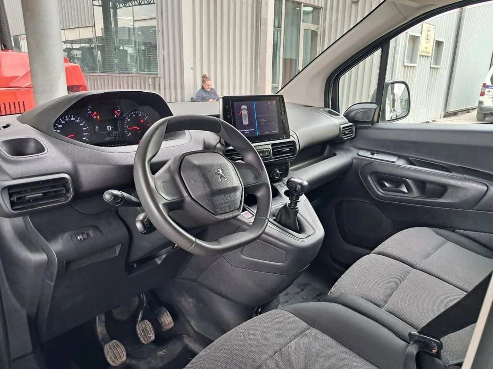Peugeot PARTNER L1 1.5 HDI MT 4X2 2024 - Imagen 13 de 20