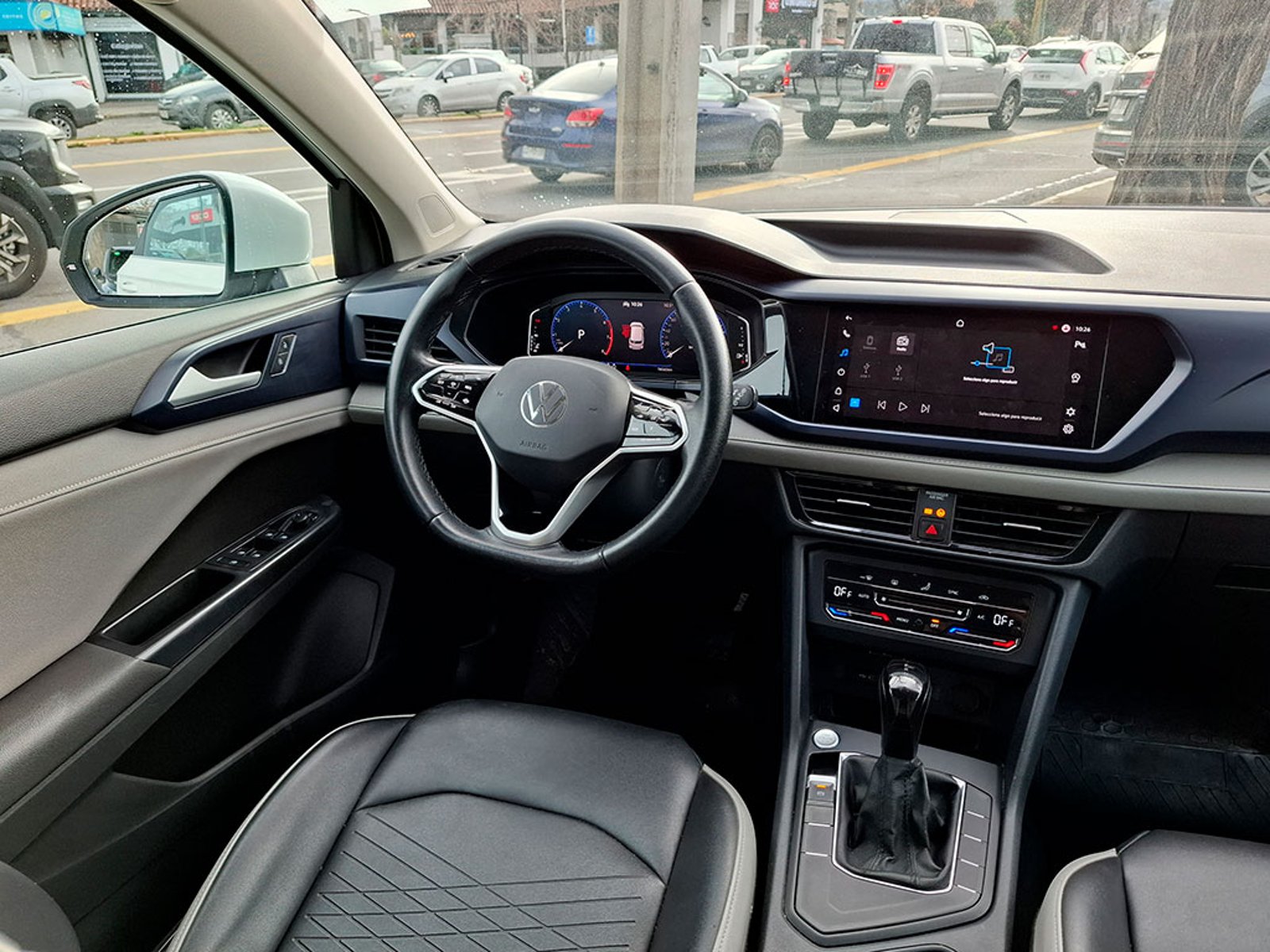 Volkswagen TAOS 1.4 TSI CONFORTLINE 2025 - Imagen 8 de 20