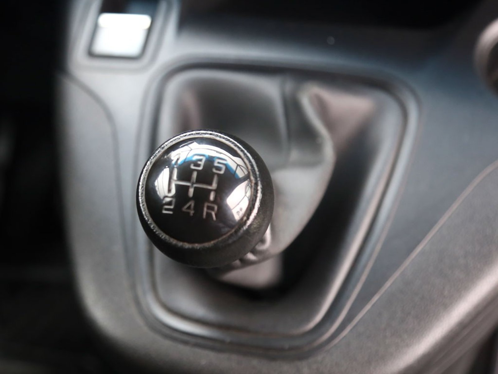 PEUGEOT PARTNER 1.6 L1 HDI MT DIESEL 2021 - Imagen 17 de 19