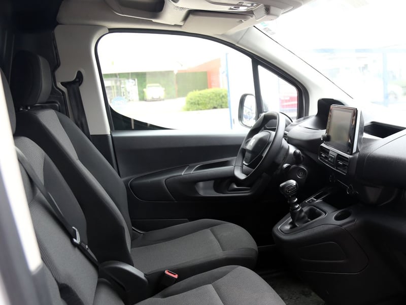 Peugeot PARTNER L1 BLUE HDI 100 1.5 2024 - Imagen 16 de 20