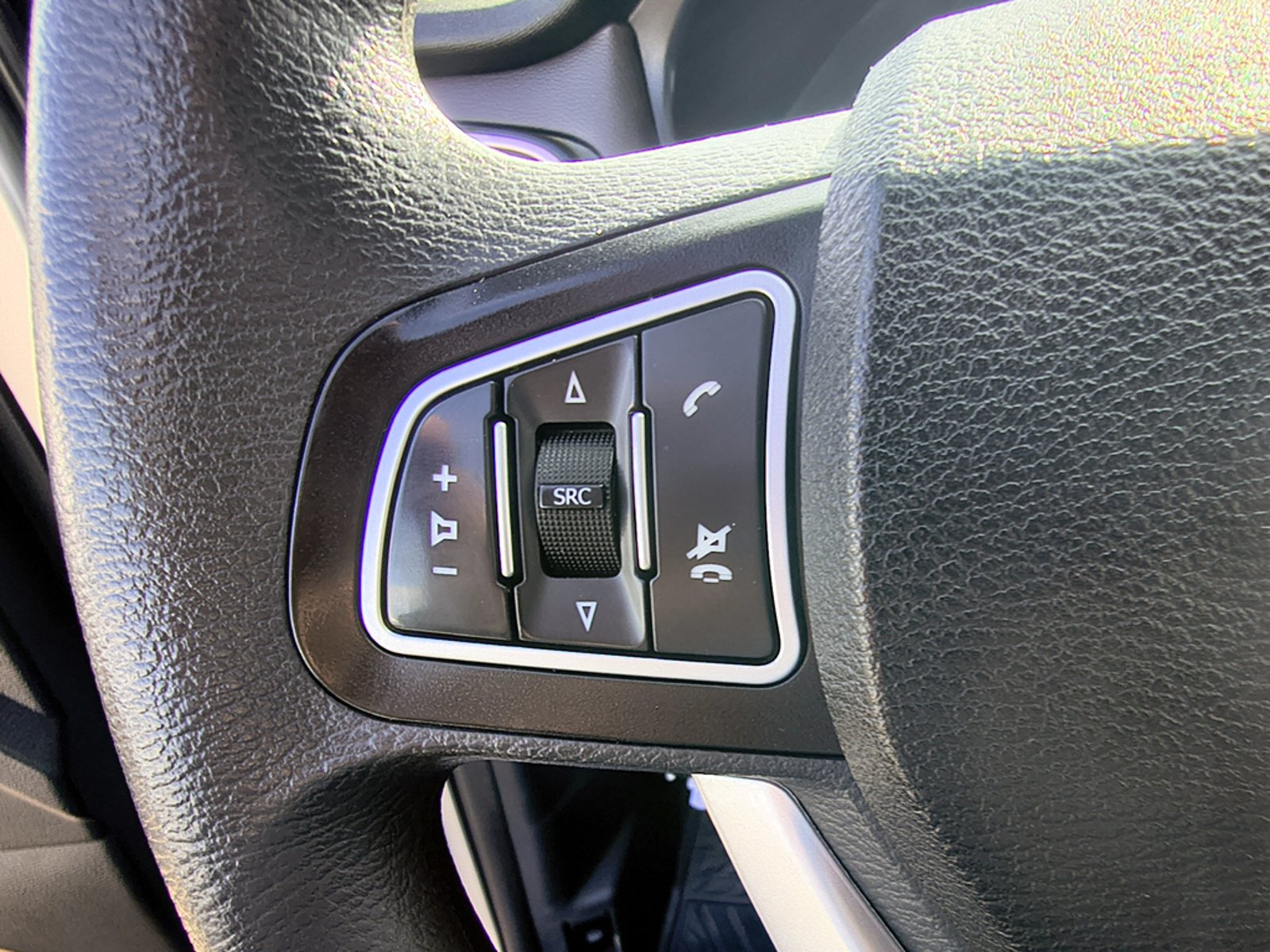 ZX Auto TERRALORD 2.5 Diesel 4x4 T/M 2023 - Imagen 11 de 19