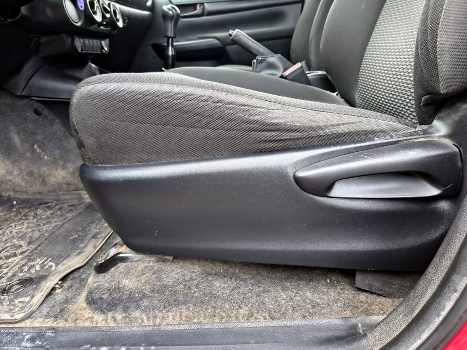 TOYOTA HILUX HILUX TSS 2.4 Diesel 4X2 T/M 2021 - Imagen 12 de 20