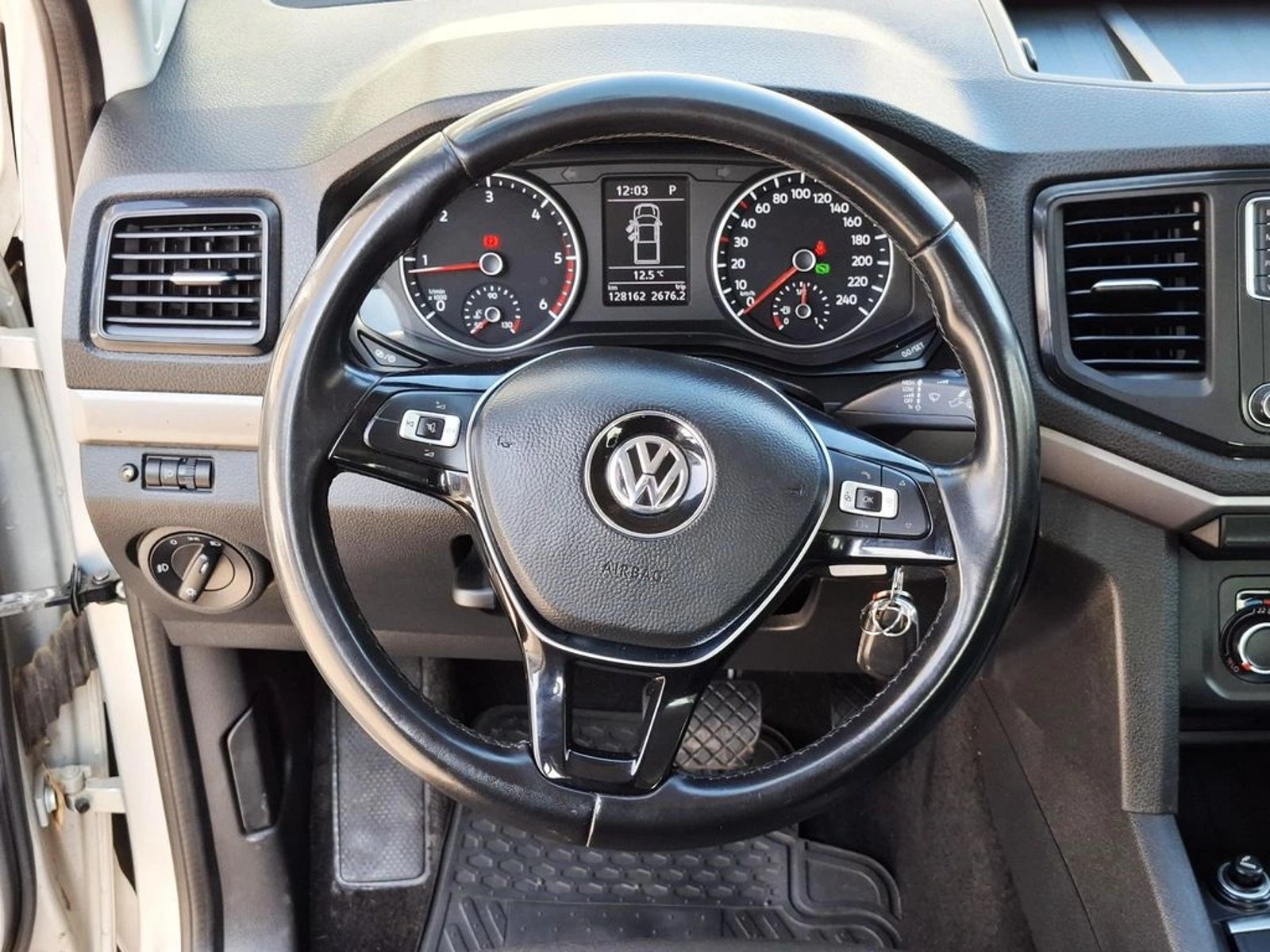 VOLKSWAGEN AMAROK COMFORTLINE 4MOTION AT 2021 - Imagen 16 de 20