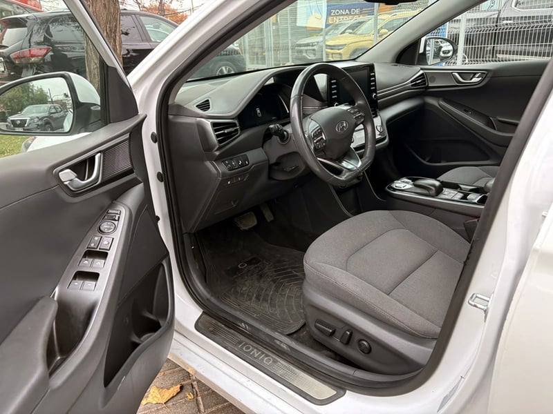 Hyundai IONIQ Ionic EV 2021 - Imagen 14 de 20