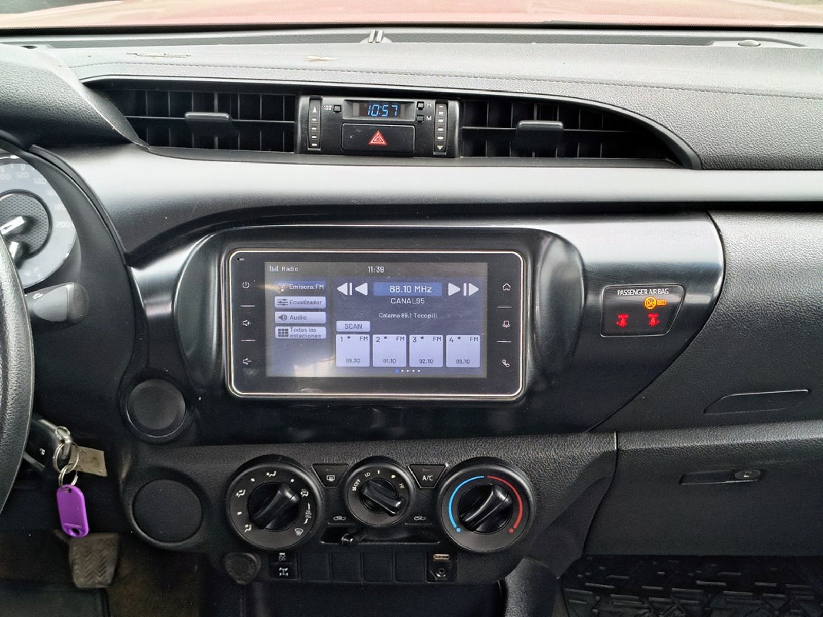 Toyota HILUX HILUX TSS 2.4 Diesel 4X2 T/M 2022 - Imagen 14 de 18