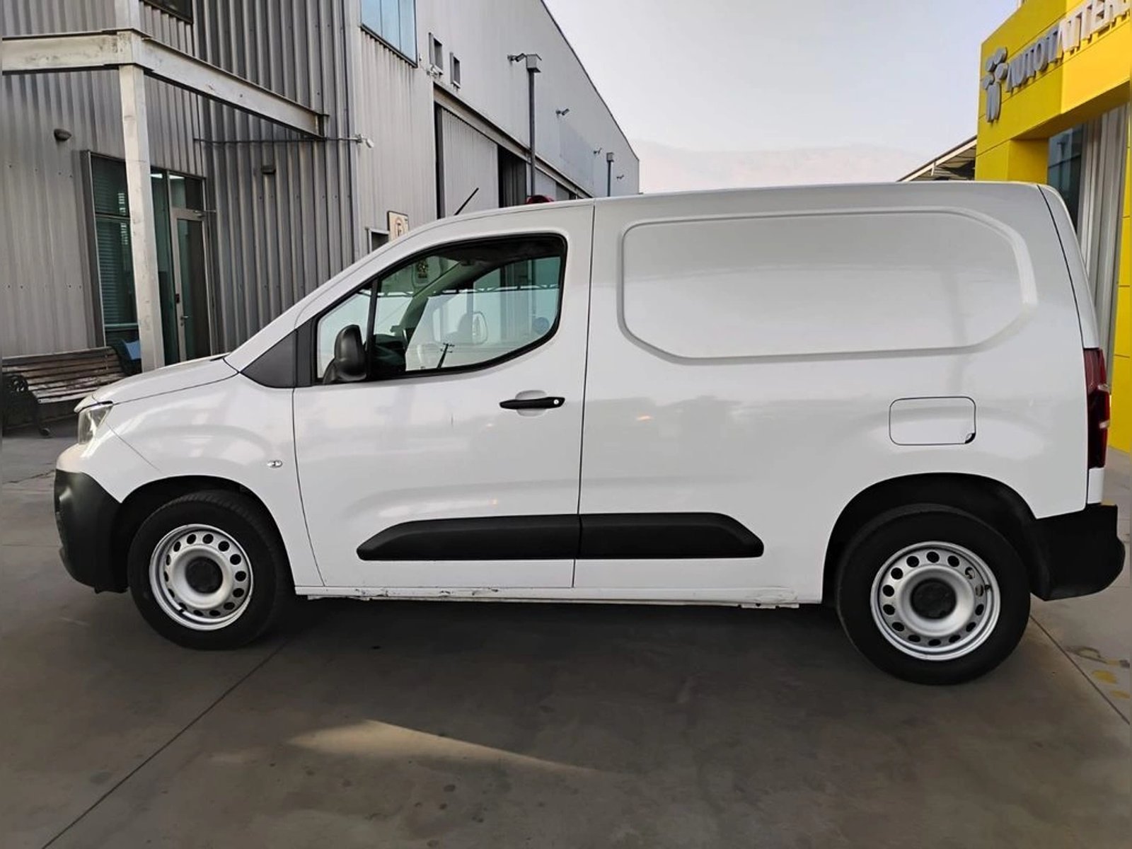 PEUGEOT PARTNER 1.5 L1 BLUEHDI DIESEL 2024 - Imagen 7 de 14