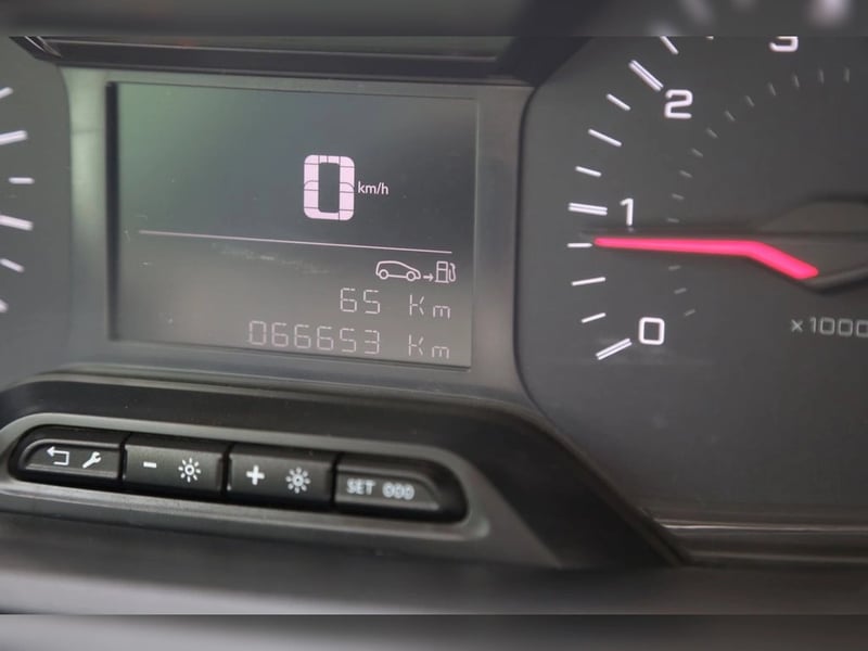 Peugeot PARTNER L1 BLUE HDI 100 1.5 2024 - Imagen 19 de 20