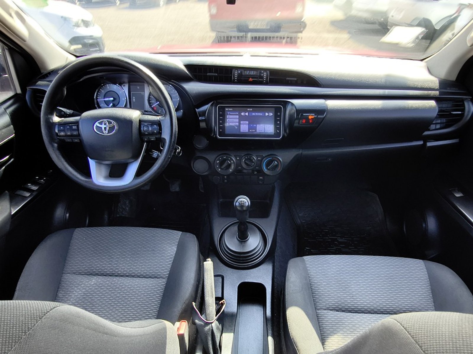 Toyota HILUX HILUX TSS 2.4 Diesel 4X2 T/M 2022 - Imagen 16 de 20