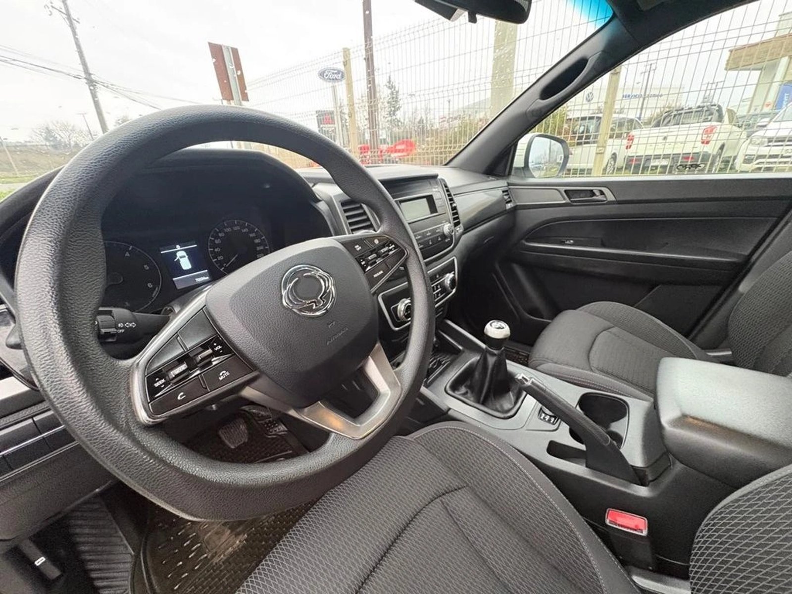 SSANGYONG GRAND MUSSO 2.2 MT 4X4 DIESEL 2023 - Imagen 7 de 11