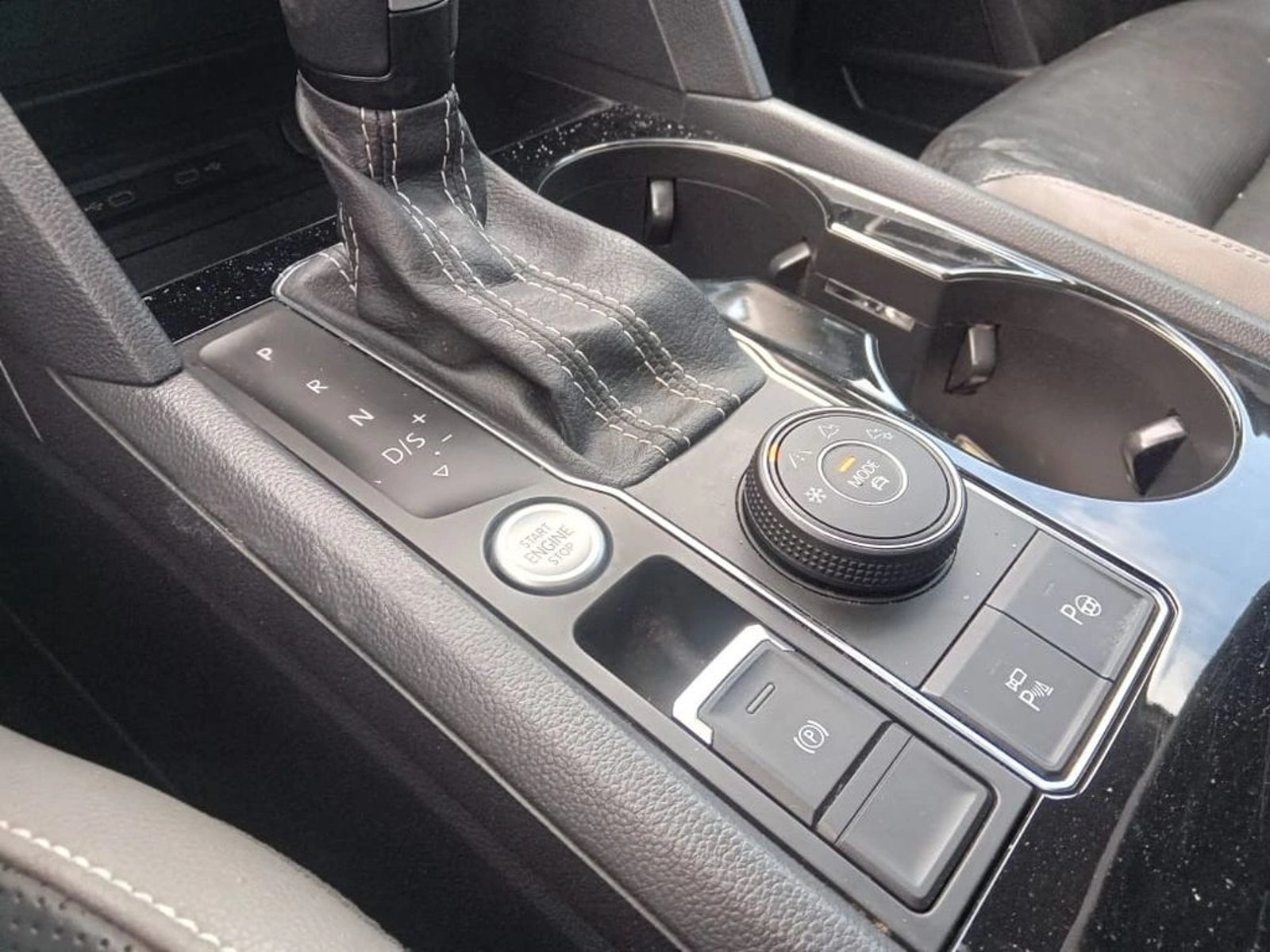 VOLKSWAGEN ATLAS ATLAS 2024 - Imagen 7 de 12