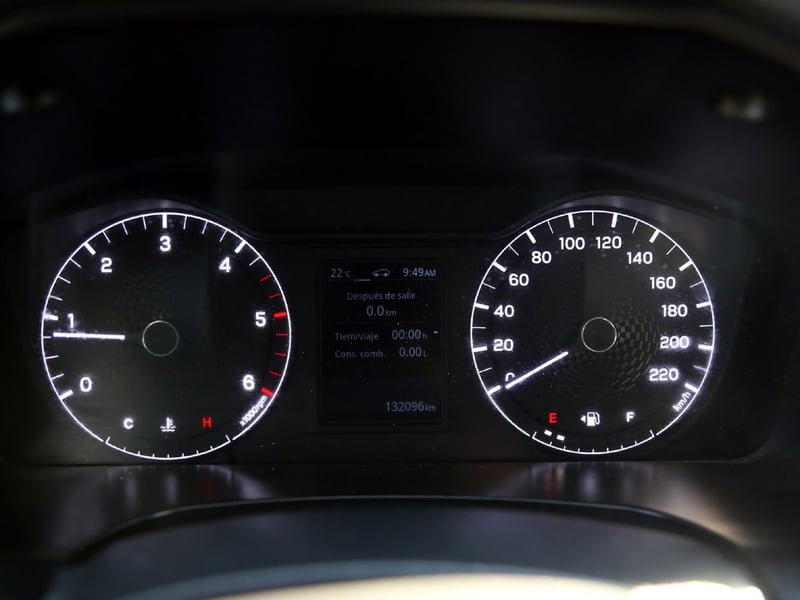 SsangYong MUSSO 2.2 MT 4X4 DIESEL 2023 - Imagen 16 de 20