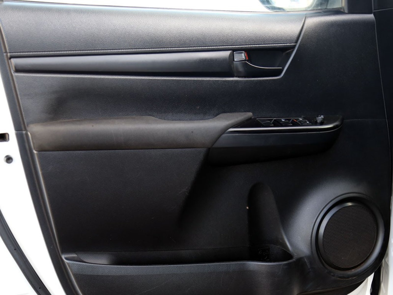 Toyota HILUX DCAB DX 4X2 2.4 DIESEL 2021 - Imagen 11 de 20