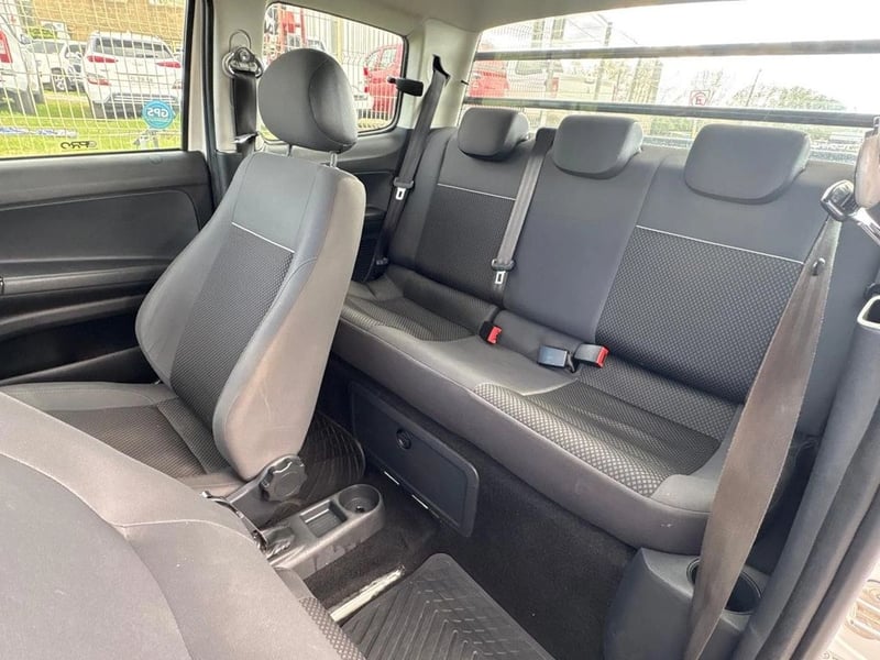 Volkswagen SAVEIRO 1.6 MT 2023 - Imagen 11 de 13