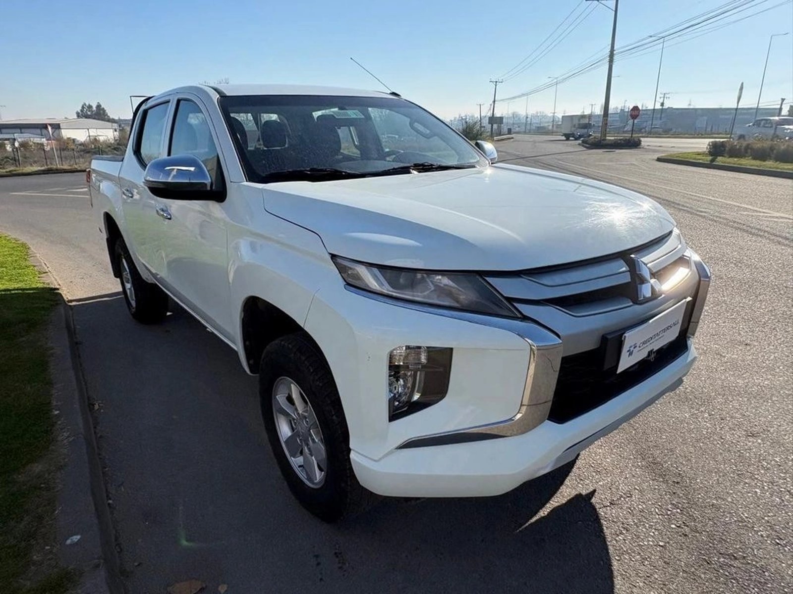 Mitsubishi L200 KATANA CR 4X2 2022 - Foto 2 de 12